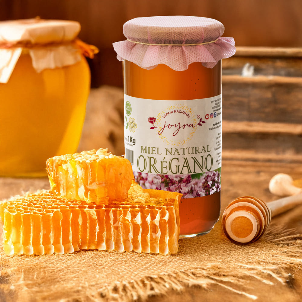 Miel de oregano con fondo rustico